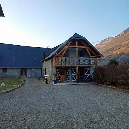 Cocon Cosy Au Coeur Des Pyrenees بيت للعطل *